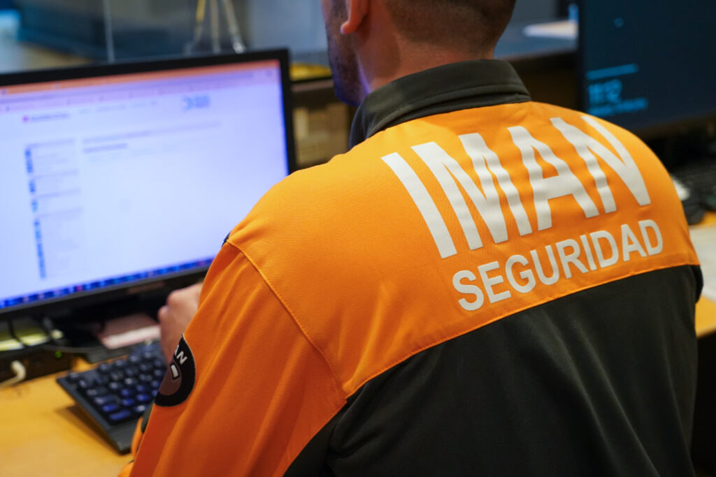 FOTO IMAN SEGURIDAD 97