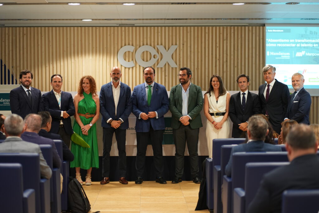 Mandatum celebra un nuevo Aula Mandatum dedicada al Absentismo 21 DSC04452 1 1