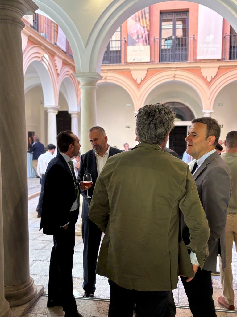 Mandatum reúne en Málaga a empresas e instituciones para abordar el papel de la tecnología en la seguridad, la salud y el bienestar laboral 32 14 1