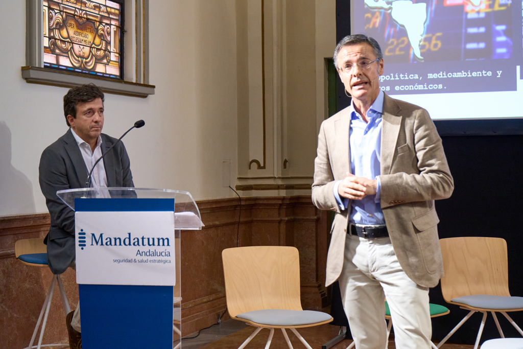 Mandatum reúne en Málaga a empresas e instituciones para abordar el papel de la tecnología en la seguridad, la salud y el bienestar laboral 6 Imagen8